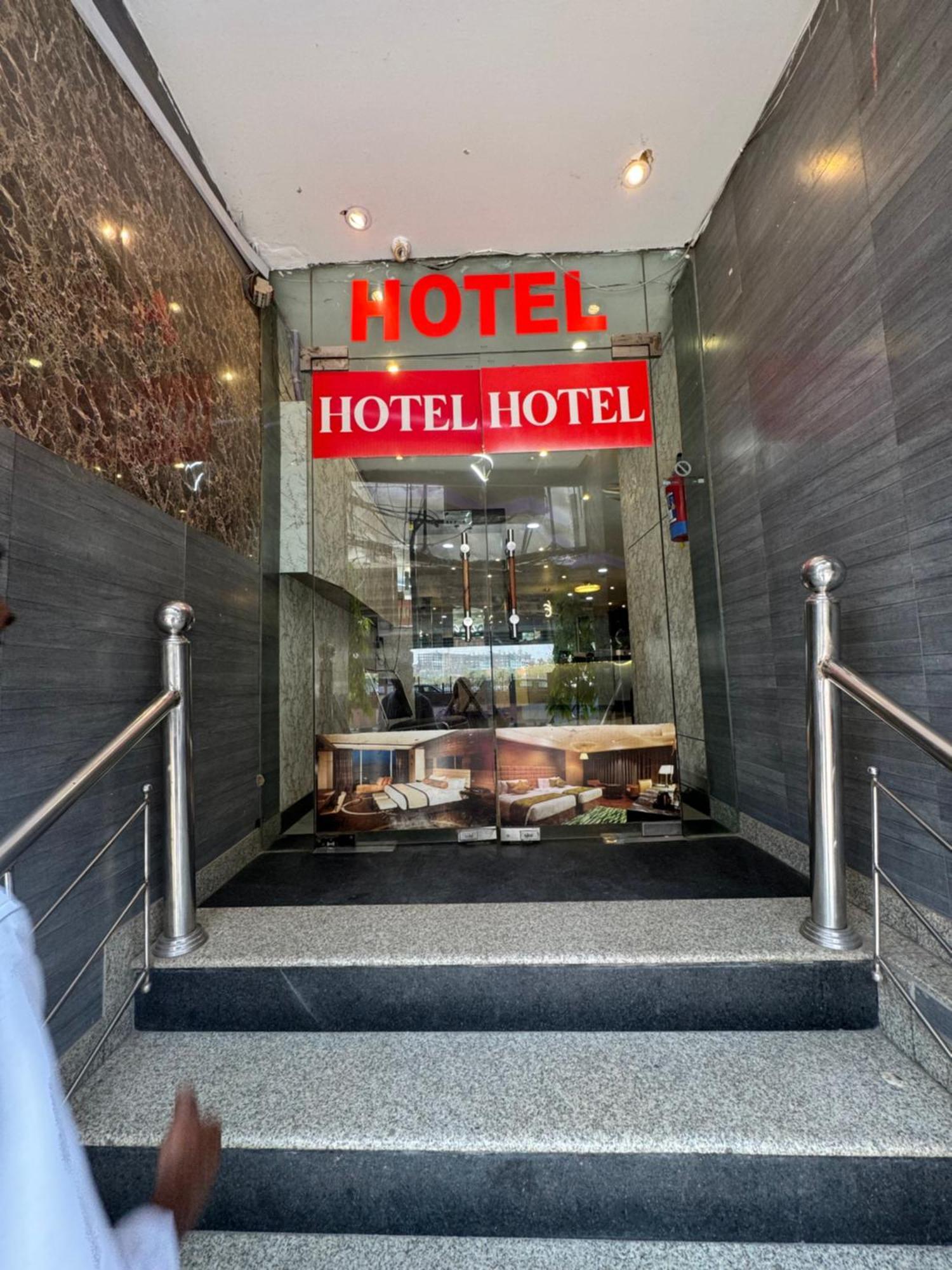 Airport Hotel Port View Nova Deli Exterior foto