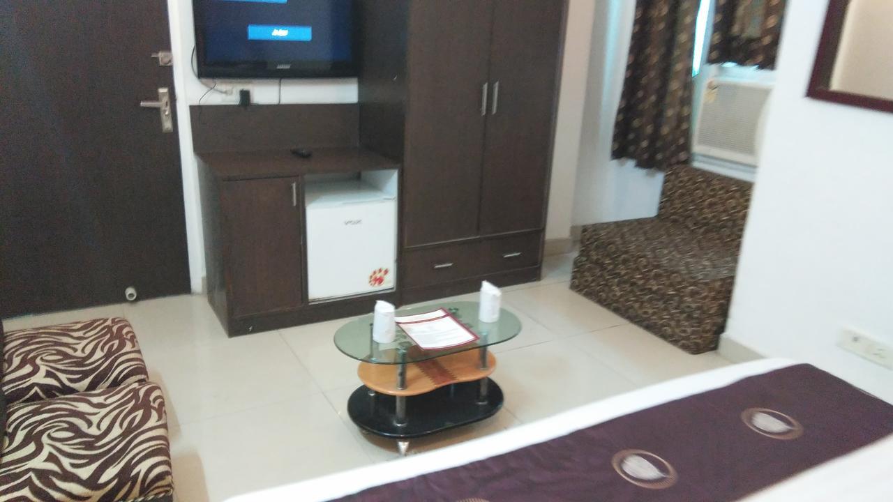 Airport Hotel Port View Nova Deli Quarto foto