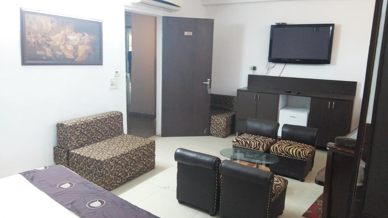 Airport Hotel Port View Nova Deli Quarto foto